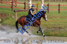 245 CLAUDIA DE PAOLIS
